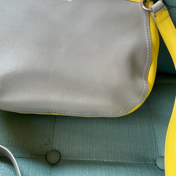 Beautiful Coach Legacy Gray and Yellow  Leather Willis Crossbody - Picture 3 of 6